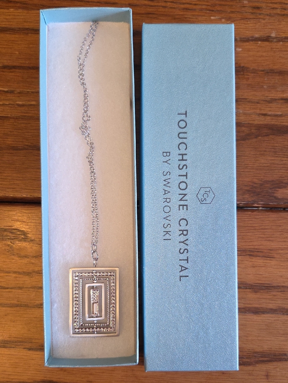 TC Silver Geometric Pendant Necklace